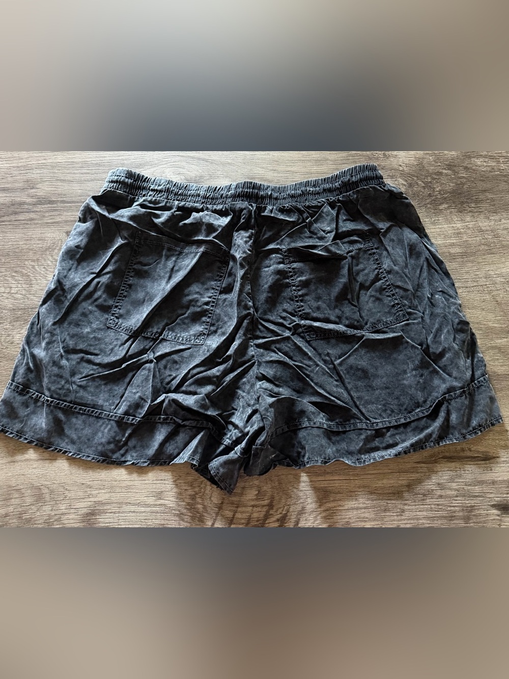 Charcoal lightweight shorts - Picture 7 of 7